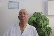 الدكتور احمد بكور